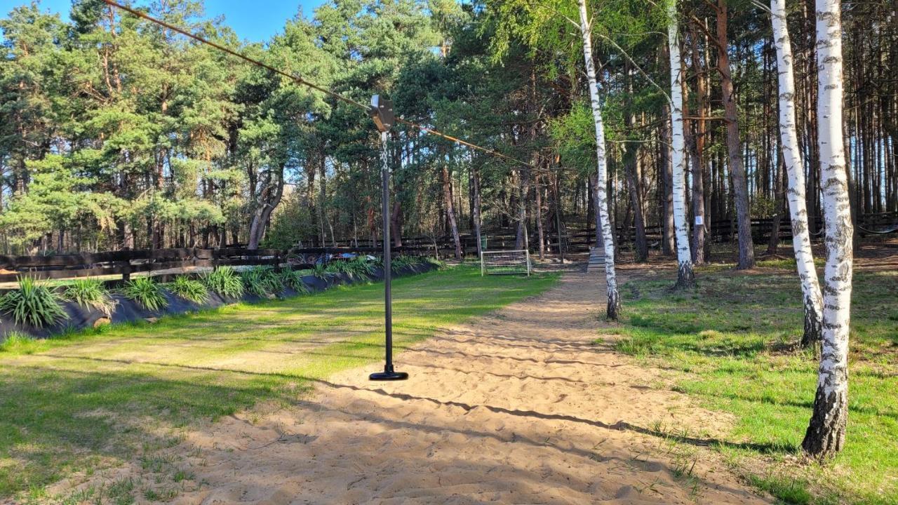Vip Village Las Woda Rower - Podgrzewany Basen, Balia, Sauna Miedzierza エクステリア 写真