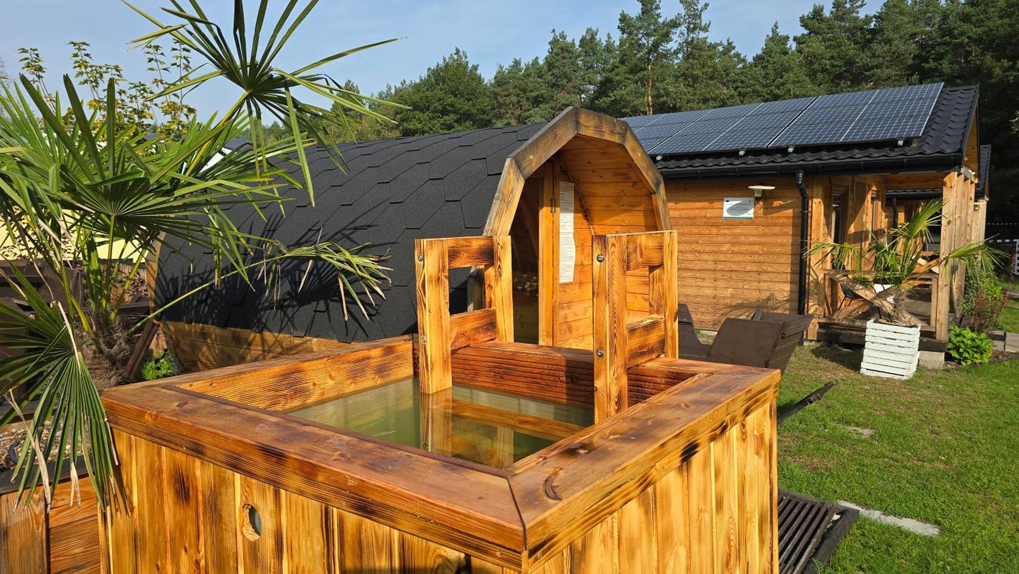 Vip Village Las Woda Rower - Podgrzewany Basen, Balia, Sauna Miedzierza エクステリア 写真