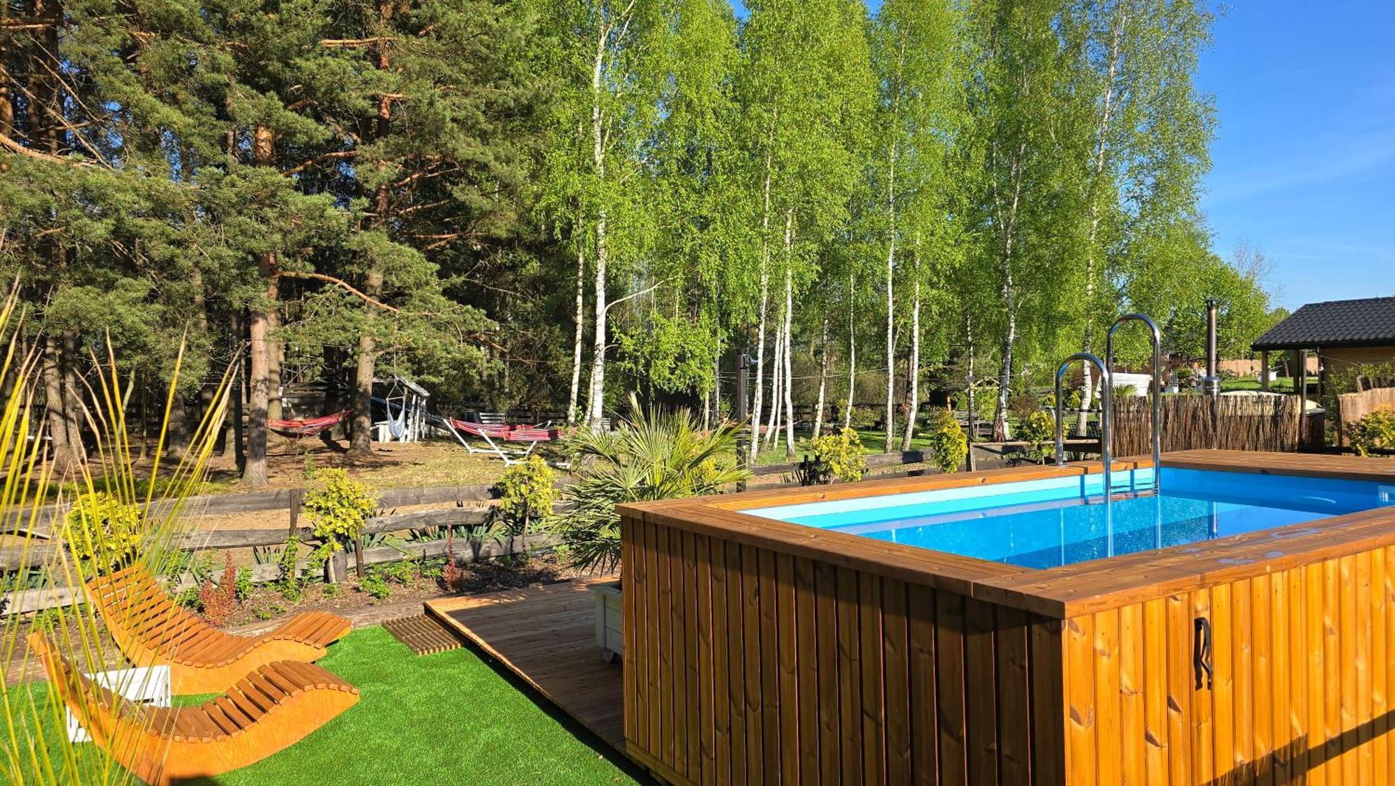 Vip Village Las Woda Rower - Podgrzewany Basen, Balia, Sauna Miedzierza エクステリア 写真